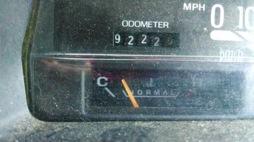 1992 LINCOLN TOWNCAR 92,225 MILES STARTS N RUNS NO KEY USE SCREWDRIVER, image 6