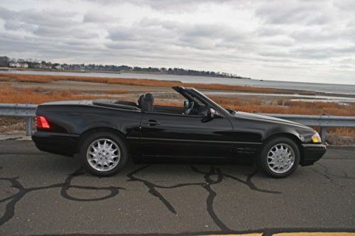 1996 MERCEDES-BENZ SL500 ROADSTER "22,000 MILES, ONE OWNER, STUNNING!!!", image 3
