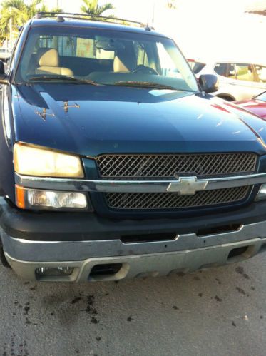 2005 chevrolet avalanche 1500 base crew cab pickup 4-door 5.3l