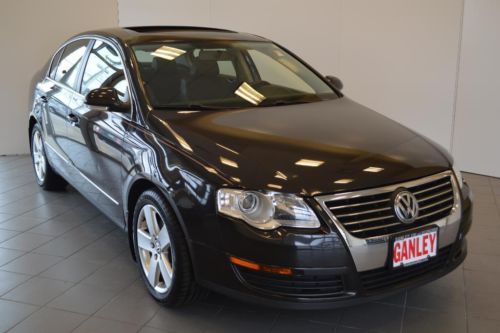 Financing from 3.9%!!! komfort leather sunroof low miles well maintained