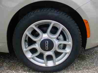 2012 FIAT 500 2DR POP AUTO SUNROOF SPORT WHEELS HB NO RESERVE 4-CYL 1-OWNER, image 10