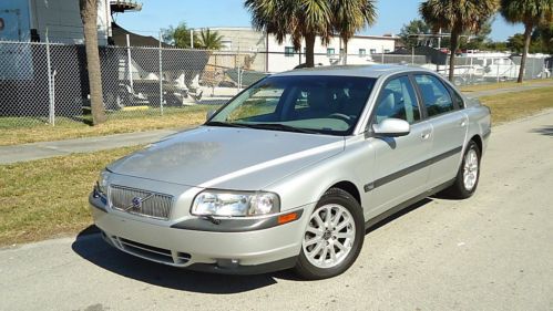 1999 volvo s80 t6 turbo , heated seats , cd, extra clean , no reserve