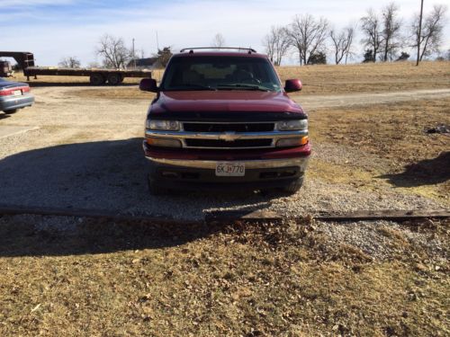 2005 Chevrolet Suburban 1500 LT Sport Utility 4-Door 5.3L, US $8,700.00, image 3