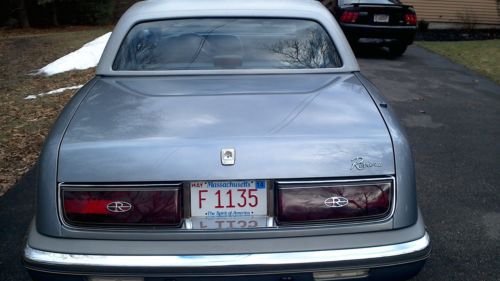 1990 buick riviera luxury coupe 2-door 3.8l