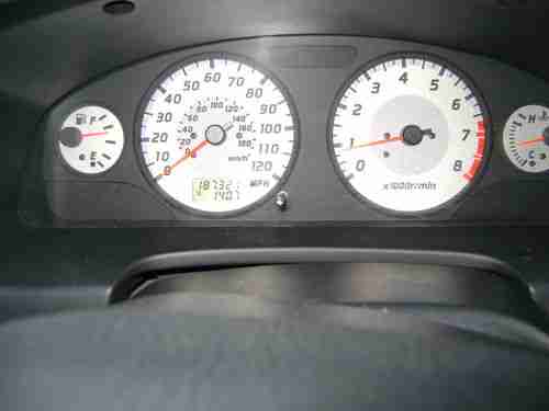 2001 Nissan Pathfinder 4x4 No Reserve  5 speed, image 11