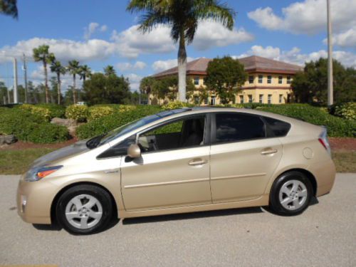 Beautiful florida 2010 toyota prius iii 1-owner! navigation-leather-jbl-sunroof!