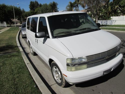 2004 chevrolet astro base standard passenger van 3-door 4.3l