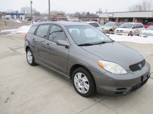 2004 toyota matrix xr wagon 4-door 1.8l