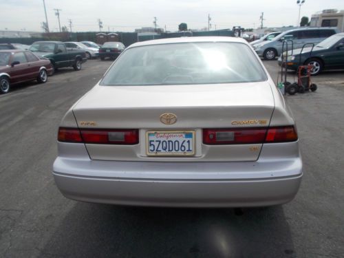 1998 Toyota Camry, NO RESERVE, image 12