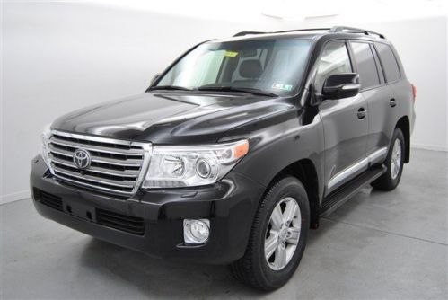 2013 toyota land cruiser 1-owner clean loaded must see!!!