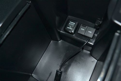 FWD CD Changer w/Aux Alloy Wheels 33 MPG Used Cars Near Kansas City, image 18