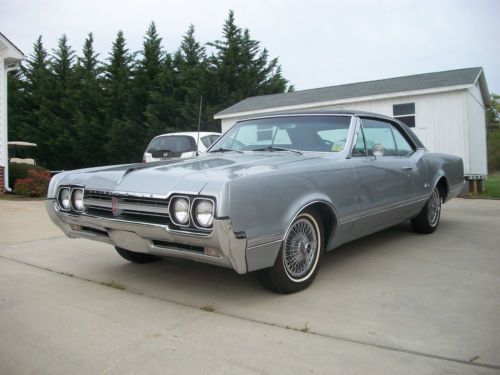 1966 oldsmobile cutlass collectible