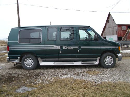 1999 ford e-150 econoline base standard cargo van 2-door 5.4l