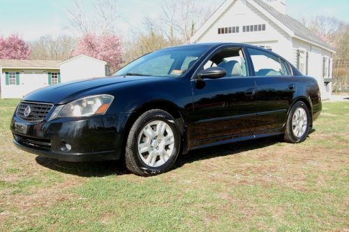 No reserve...clean, nice 2005 nissan altima s 4 dr sedan,brand new brakes all 4