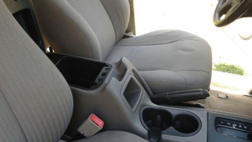 2002 Jeep Liberty Base Sport Utility 4-Door 3.7L, image 10