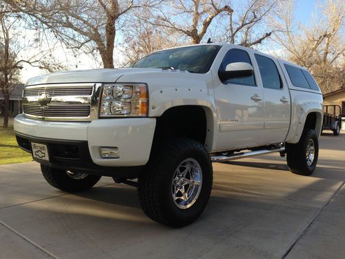 2008 chevy silverado 1500 ltz 4x4 w/6" fab tech lift and jesse james wheels