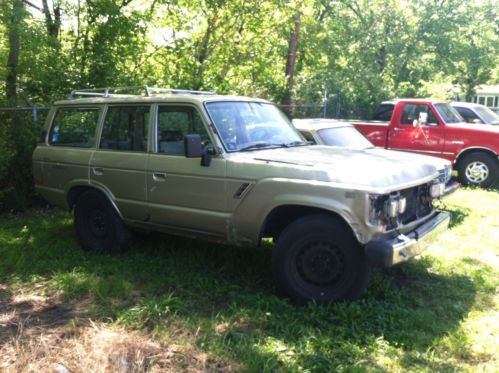 1989 toyota land cruiser very low miles clean carfax parts truck not running