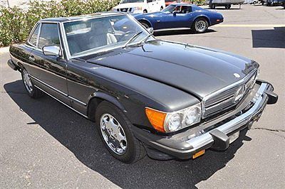1988 mercdes benz 560 sl convertible in immaculate condition! low mileage
