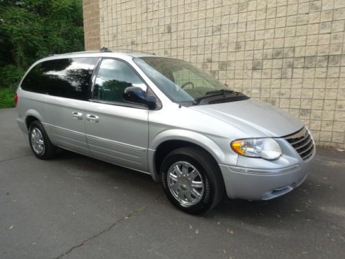NO RESERVE ALL POWER TV/DVD NAV LEATHER POWER SLIDING DOORS NEW TIRES INSPECTION, image 7