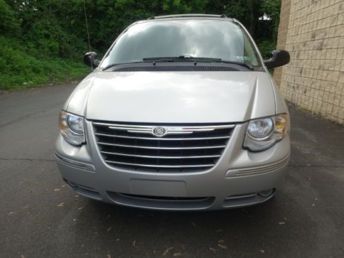 NO RESERVE ALL POWER TV/DVD NAV LEATHER POWER SLIDING DOORS NEW TIRES INSPECTION, image 19
