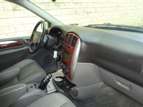 NO RESERVE ALL POWER TV/DVD NAV LEATHER POWER SLIDING DOORS NEW TIRES INSPECTION, image 21