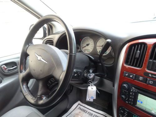 NO RESERVE ALL POWER TV/DVD NAV LEATHER POWER SLIDING DOORS NEW TIRES INSPECTION, image 33