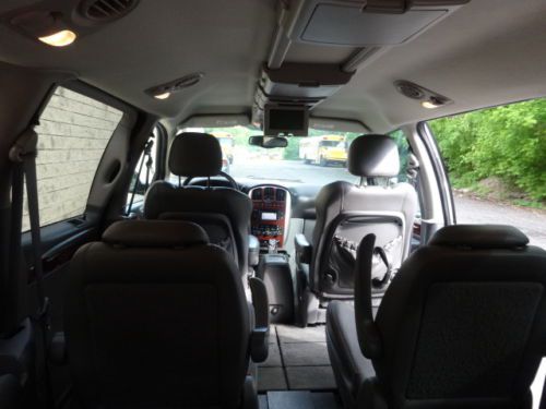 NO RESERVE ALL POWER TV/DVD NAV LEATHER POWER SLIDING DOORS NEW TIRES INSPECTION, image 42
