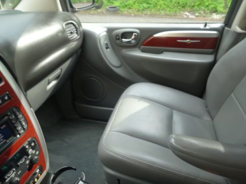 NO RESERVE ALL POWER TV/DVD NAV LEATHER POWER SLIDING DOORS NEW TIRES INSPECTION, image 79