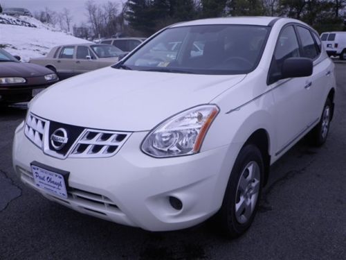 2011 nissan rogue awd white good condition low milage