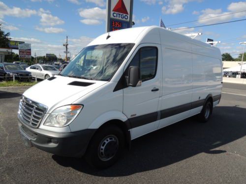 2008 dodge sprinter 3500 170wb extras clean