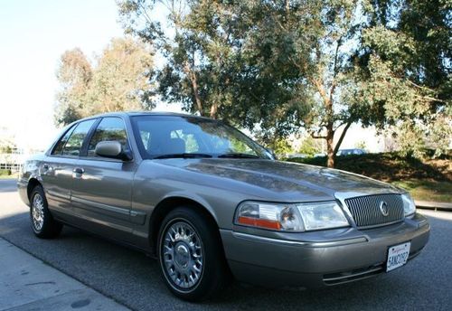 2003 mercury grand marquis gs 97k miles, great condition and price