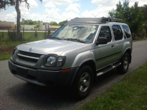 2004 nissan xterra xe  extra clean 3.3l beautiful car