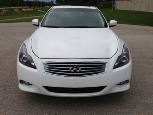 2013 infiniti g37 x coupe 2-door awd 7k miles!