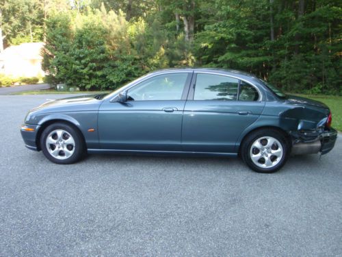 2001 jaguar s-type base sedan 4-door 3.0l