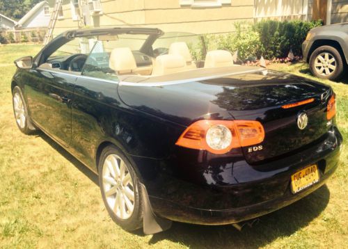 2010 volkswagen eos komfort convertible 2-door 2.0l mint low miles