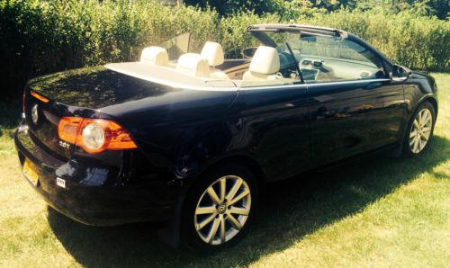 2010 Volkswagen EOS Komfort Convertible 2-Door 2.0L MINT Low Miles, US $20,996.00, image 2