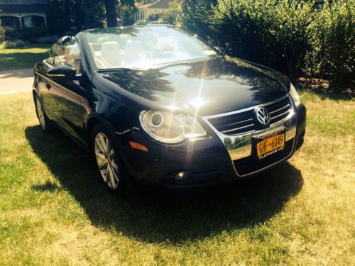 2010 Volkswagen EOS Komfort Convertible 2-Door 2.0L MINT Low Miles, US $20,996.00, image 4