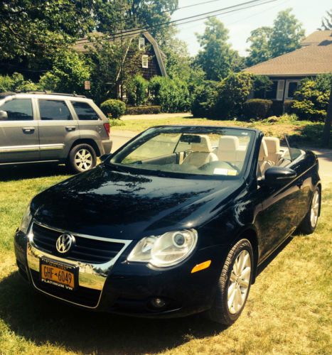 2010 Volkswagen EOS Komfort Convertible 2-Door 2.0L MINT Low Miles, US $20,996.00, image 5