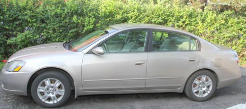2005 Nissan Altima S Sedan 4-Door 2.5L, image 3