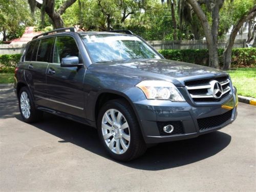 Mercedes-benz certified well maintained smoke free clean carfax