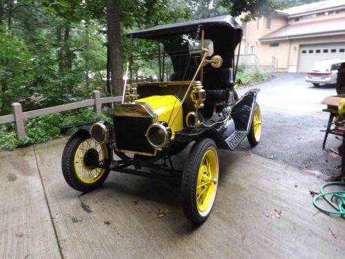 1910 ford model t runabout