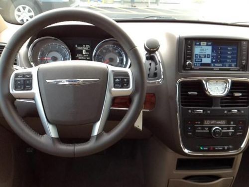 2012 Chrysler Town & Country Touring, US $20,030.00, image 9
