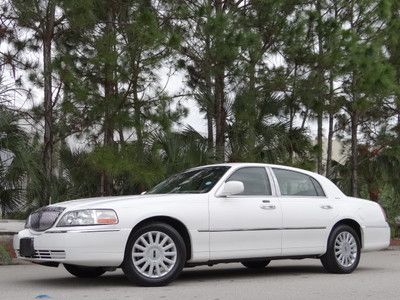 2004 lincoln town car signature no reserve low 66k miles perfect color  florida