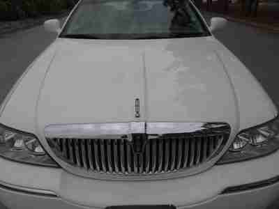 2004 LINCOLN TOWN CAR SIGNATURE NO RESERVE LOW 66K MILES PERFECT COLOR  FLORIDA, image 16