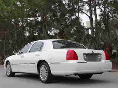 2004 LINCOLN TOWN CAR SIGNATURE NO RESERVE LOW 66K MILES PERFECT COLOR  FLORIDA, image 18