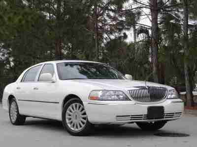 2004 LINCOLN TOWN CAR SIGNATURE NO RESERVE LOW 66K MILES PERFECT COLOR  FLORIDA, image 19