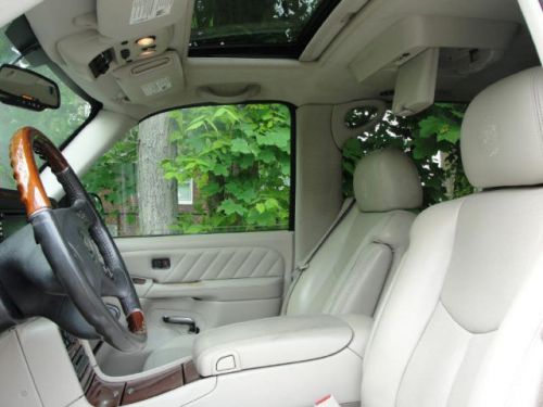 2005 cadillac escalade esv platinum edition