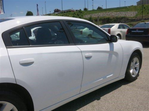 2014 dodge charger se