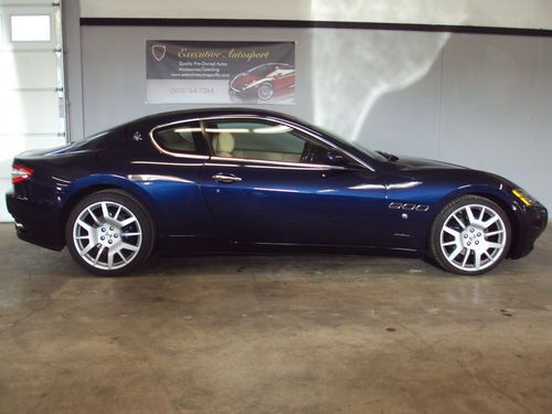 2008 maserati granturismo base coupe 2-door 4.2l perfect carfax perfect!