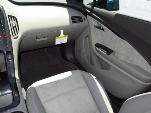 2014 chevrolet volt base